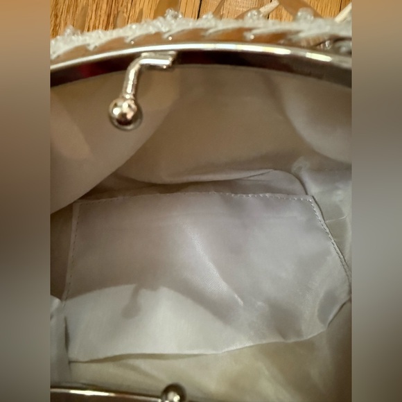 Silver sequin clutch - Picture 2 of 2